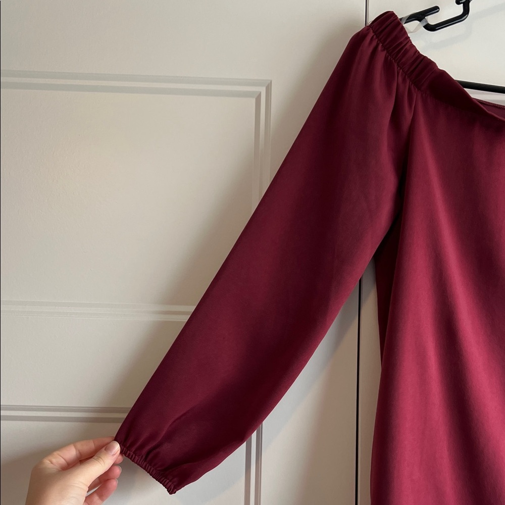 Les Amis Elegant Burgundy Off Shoulder Top - Picture 2 of 6
